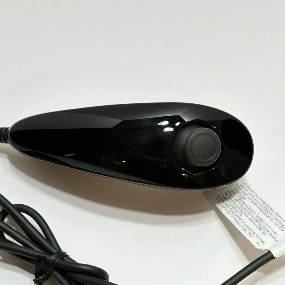 Nintendo Wii Nunchuk (RVL-004) Navigation Controller/Nunchuck